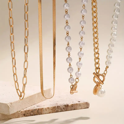 Set Collar Serpiente y Perlas Vintage | Golden (3/7)