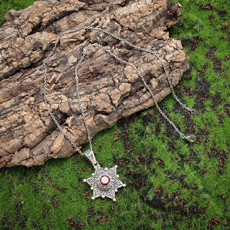Collar Jessindra Carmalyth | Golden Blanco