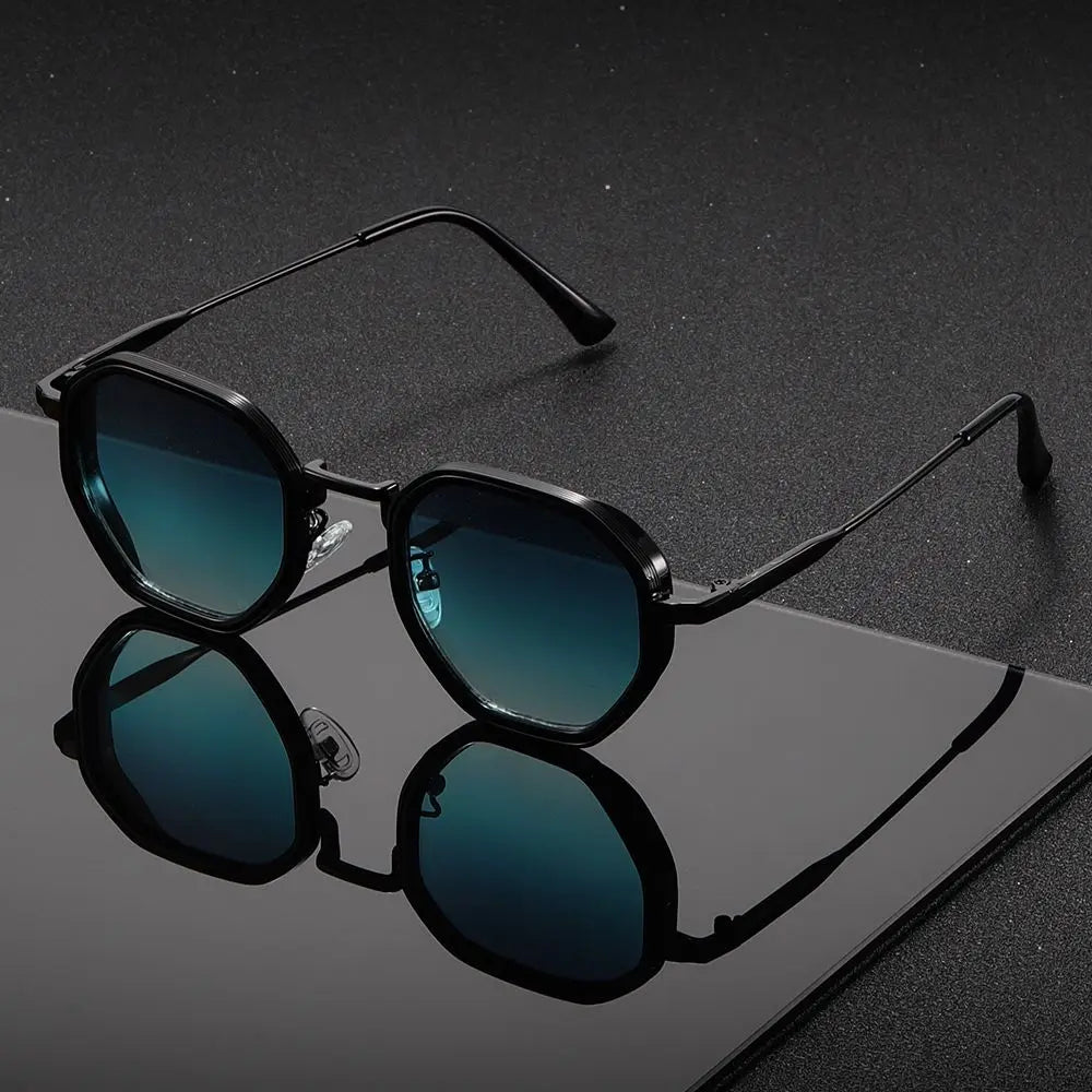 Finn Icon Sunglasses