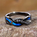Anillo Thessia Lunebray | Golden Blanco