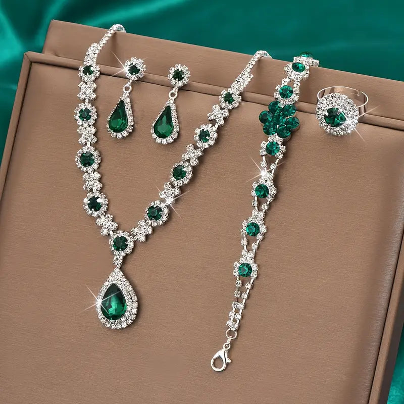 Set de Joyas Adriana Lysandre | Golden Blanco