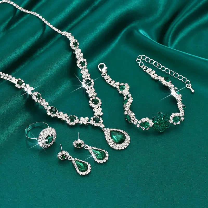 Set de Joyas Adriana Lysandre | Golden Blanco (4/4)