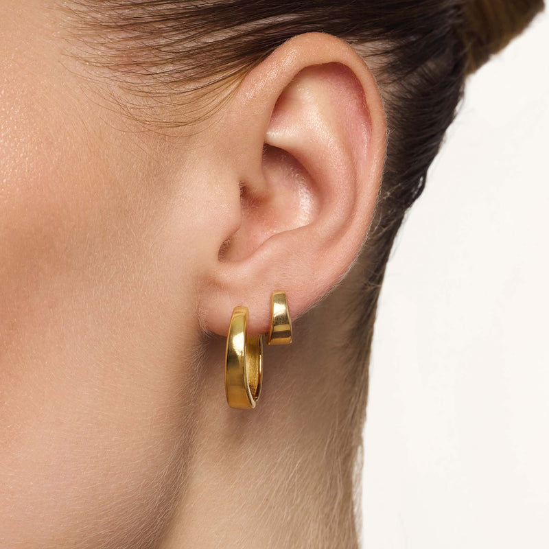 Aros Gia | Golden (2/6)
