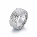 Kaelis Grid Band Ring | Golden Blanco