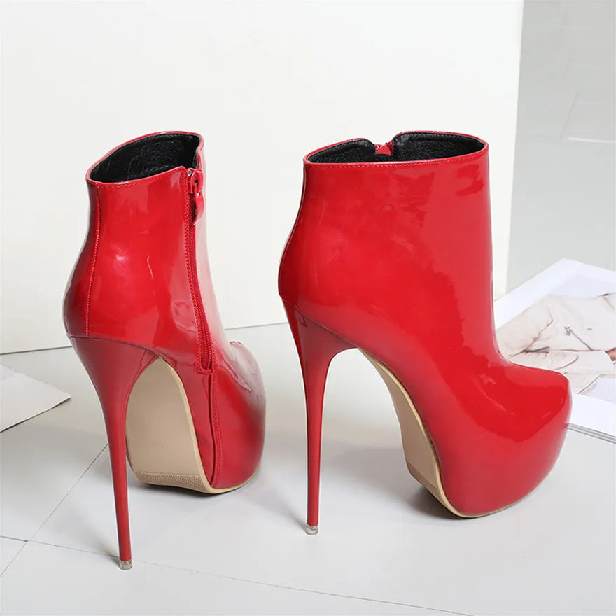 Noiré Platform Boots