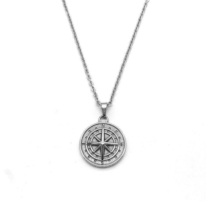 Compass Pendant Necklace | Golden Blanco