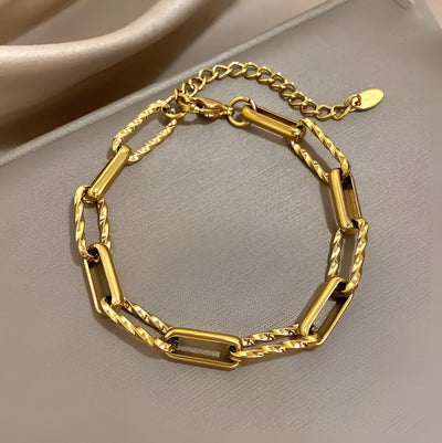 Chunky Link Lorielle Bracelet | Golden (1/2)