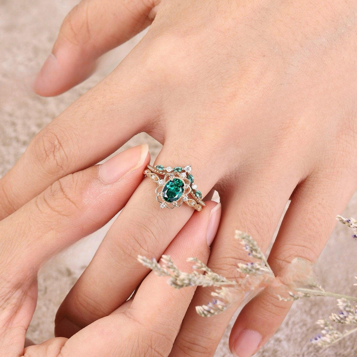 Set Anillo Corona Esmeralda Aurelle | Golden Rosa