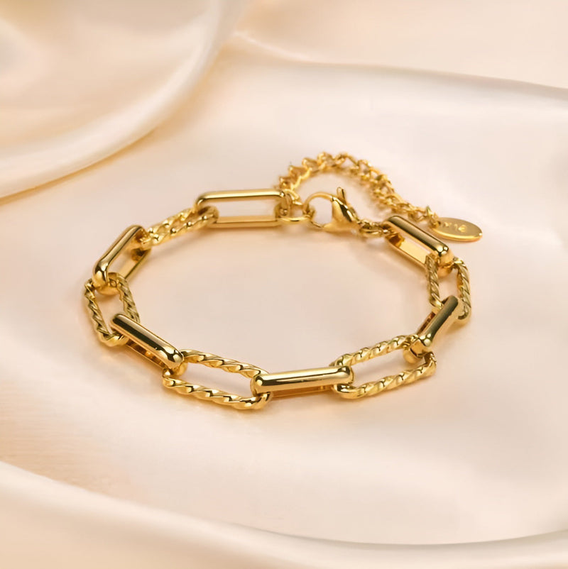 Chunky Link Lorielle Bracelet | Golden (2/2)
