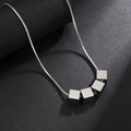 Zaylen Cube Line Necklace | Golden Blanco