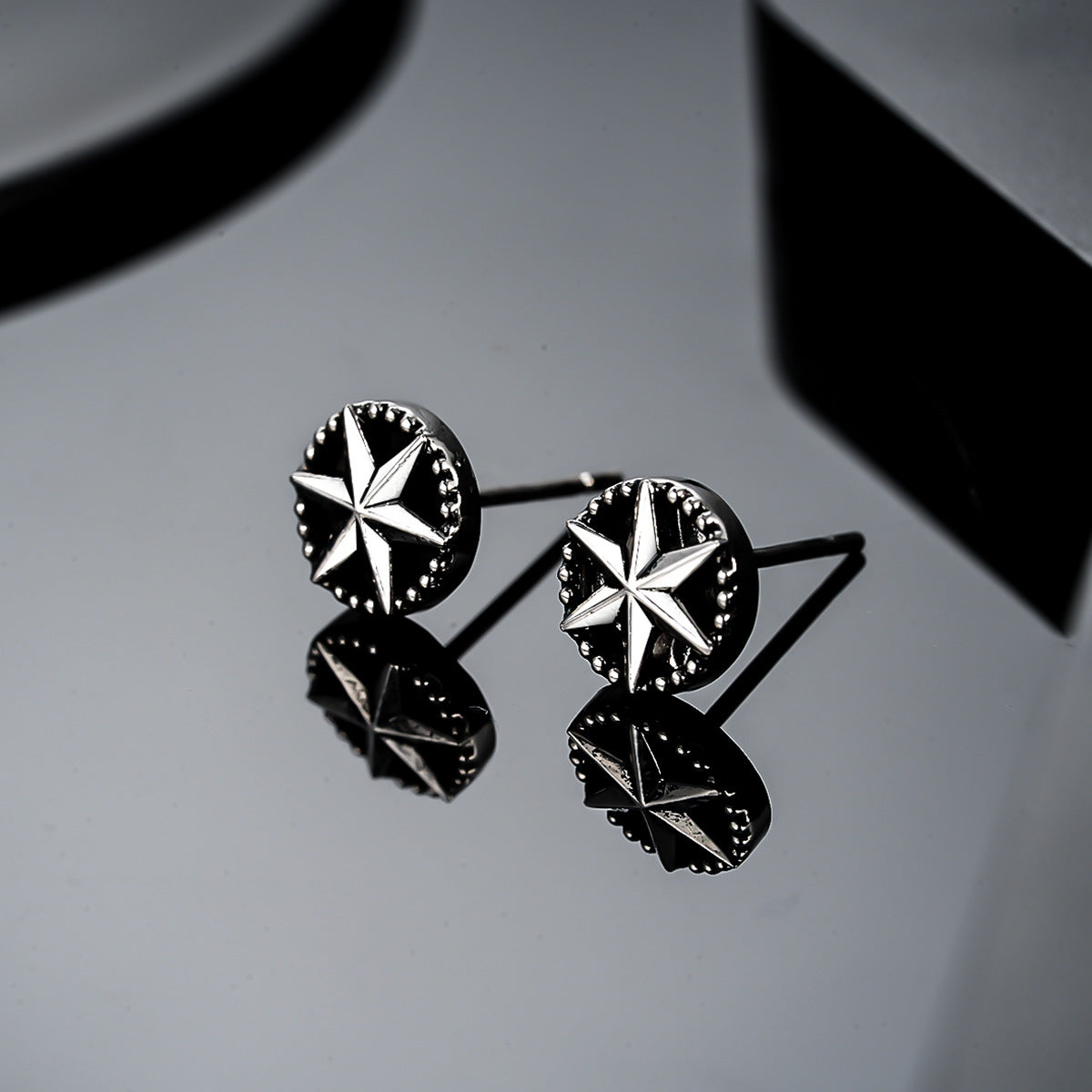 Ardyn Northstar Stud Earring | Golden Blanco