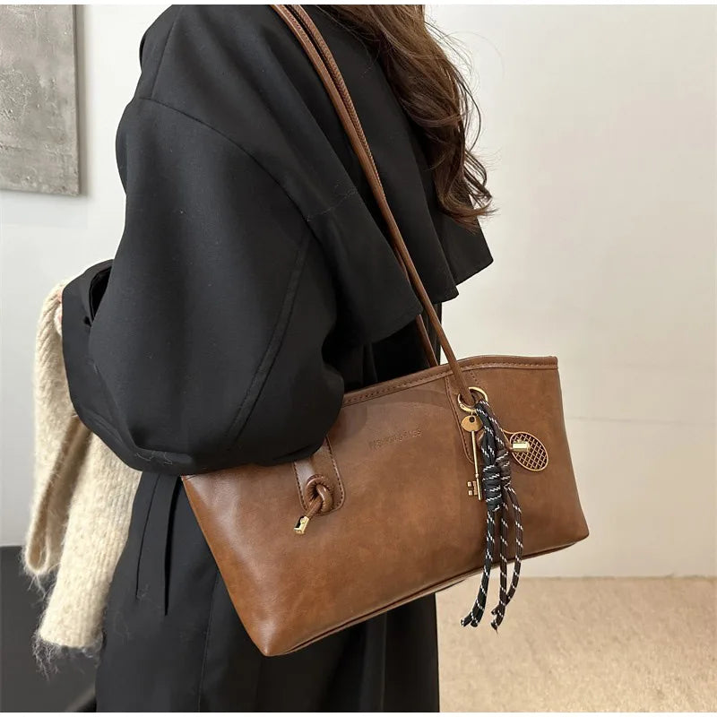 Elara Retro Bag