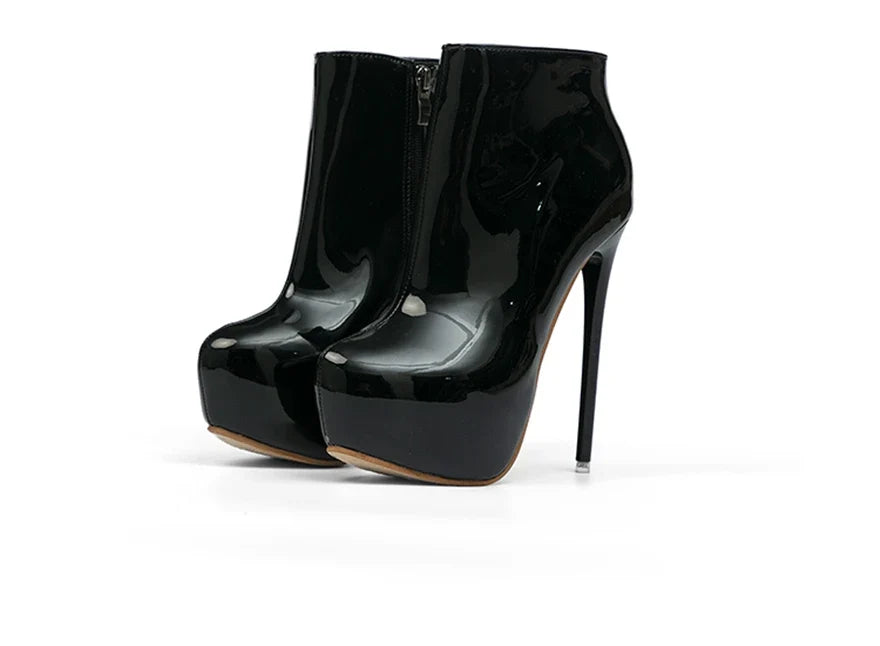 Noiré Platform Boots