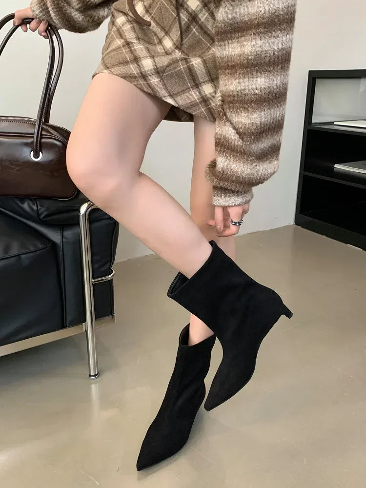 Vivienne Pointed Toe Boots