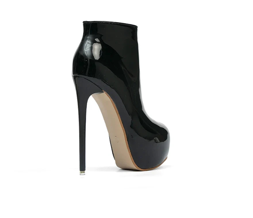 Noiré Platform Boots
