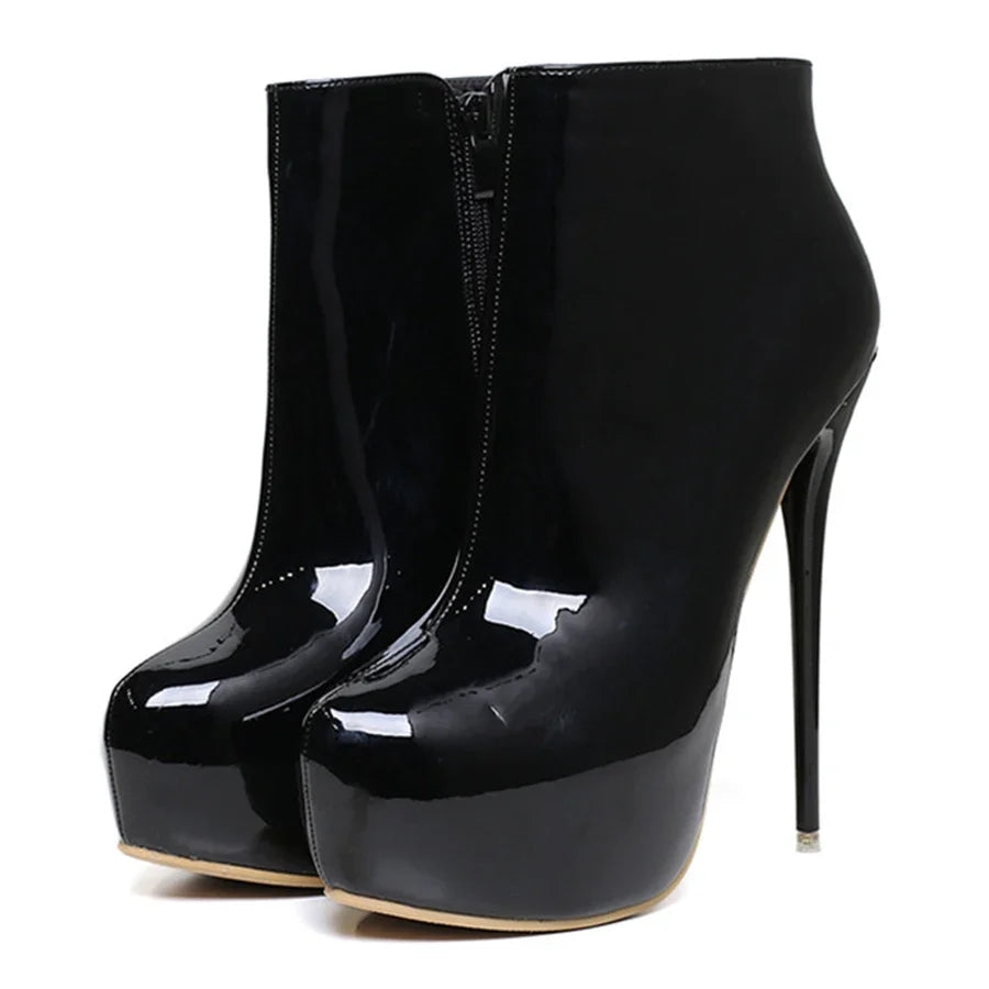 Noiré Platform Boots