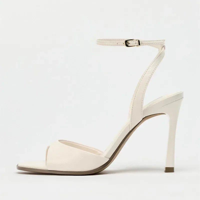 Zapatos de tacón con correa al tobillo Aurelia