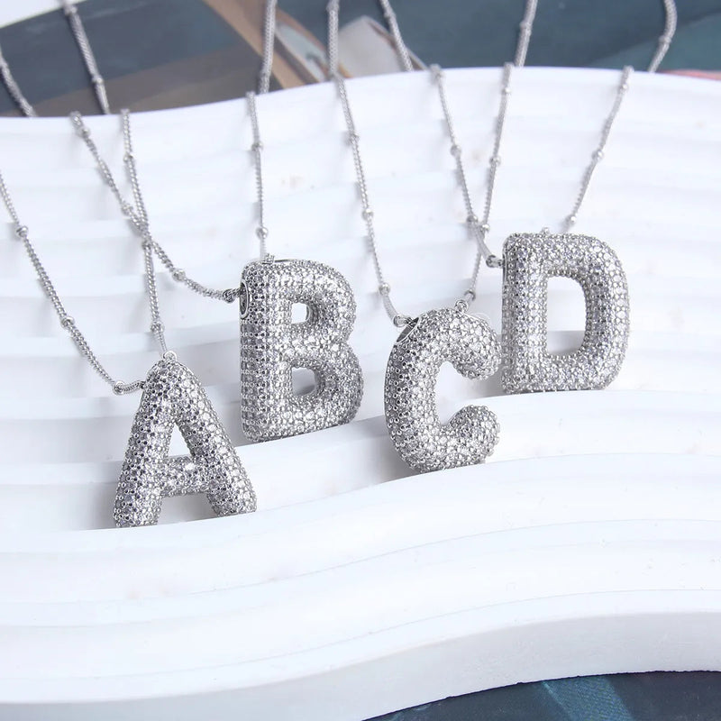 Bubble letter initial necklace set | Golden Blanco (7/9)