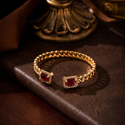 Pulsera Abierta Veloria Rubí | Golden (2/3)