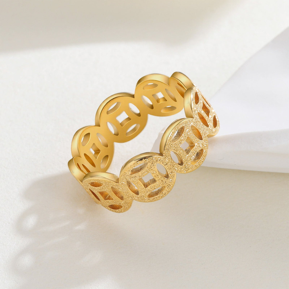 Anillo Patrón Clásico Ella | Golden