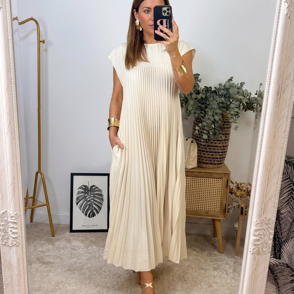 Maria Everyday Midi Dress
