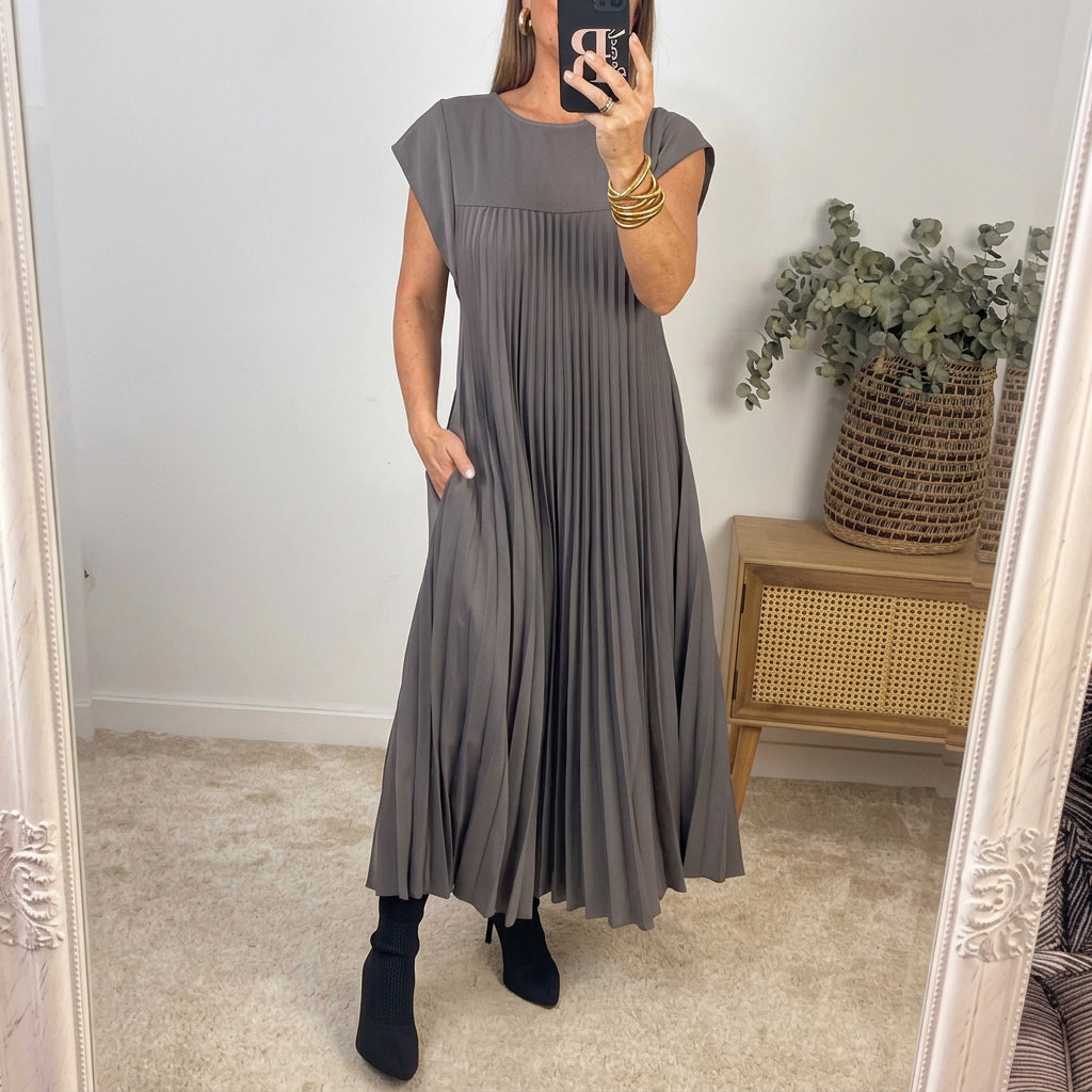 Maria Everyday Midi Dress